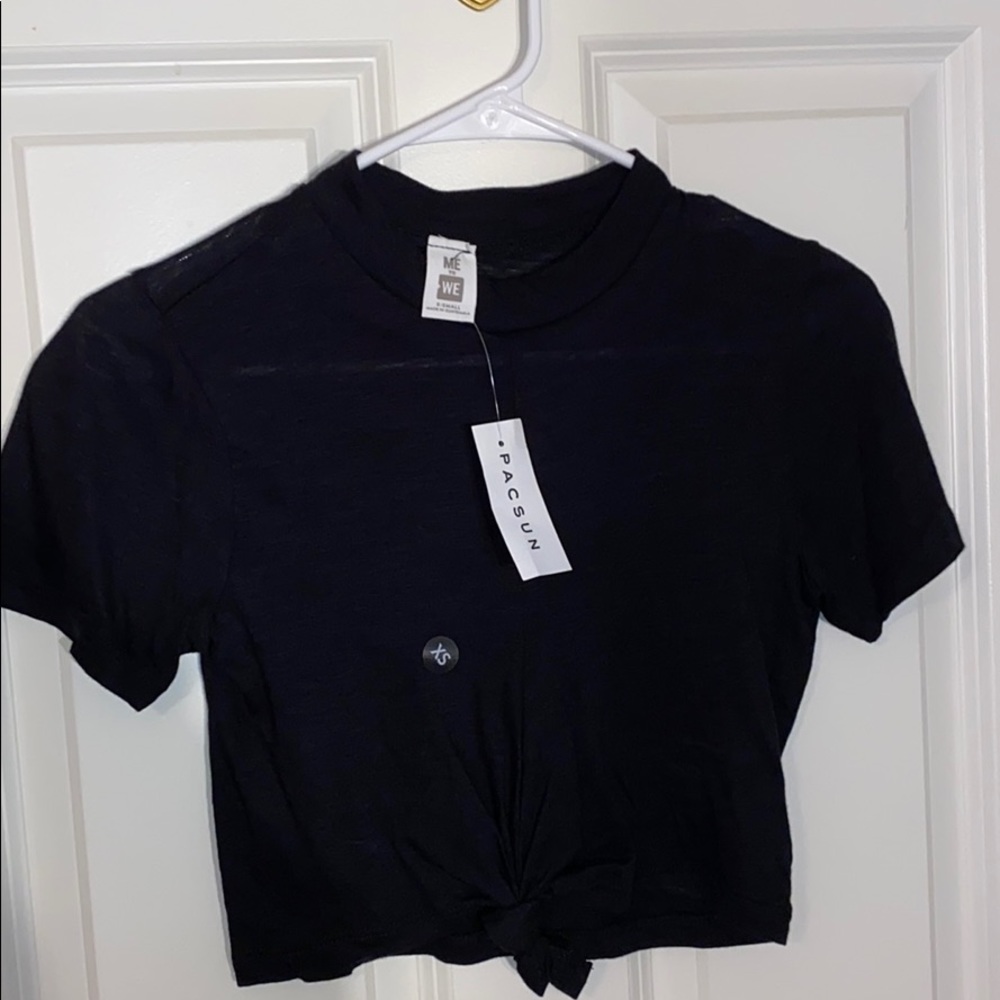 black crop top